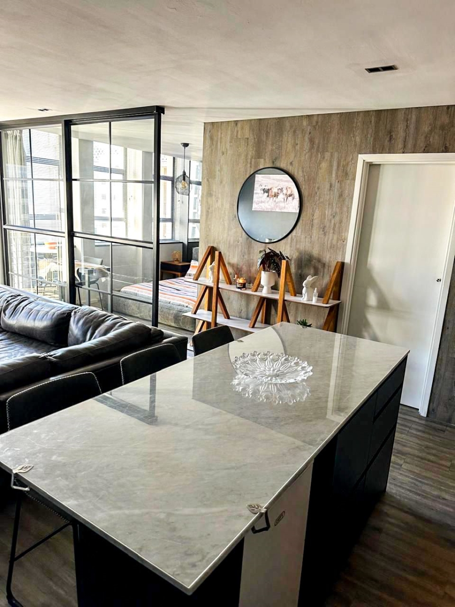 2 Bedroom Property for Sale in Cape Town City Centre Western Cape